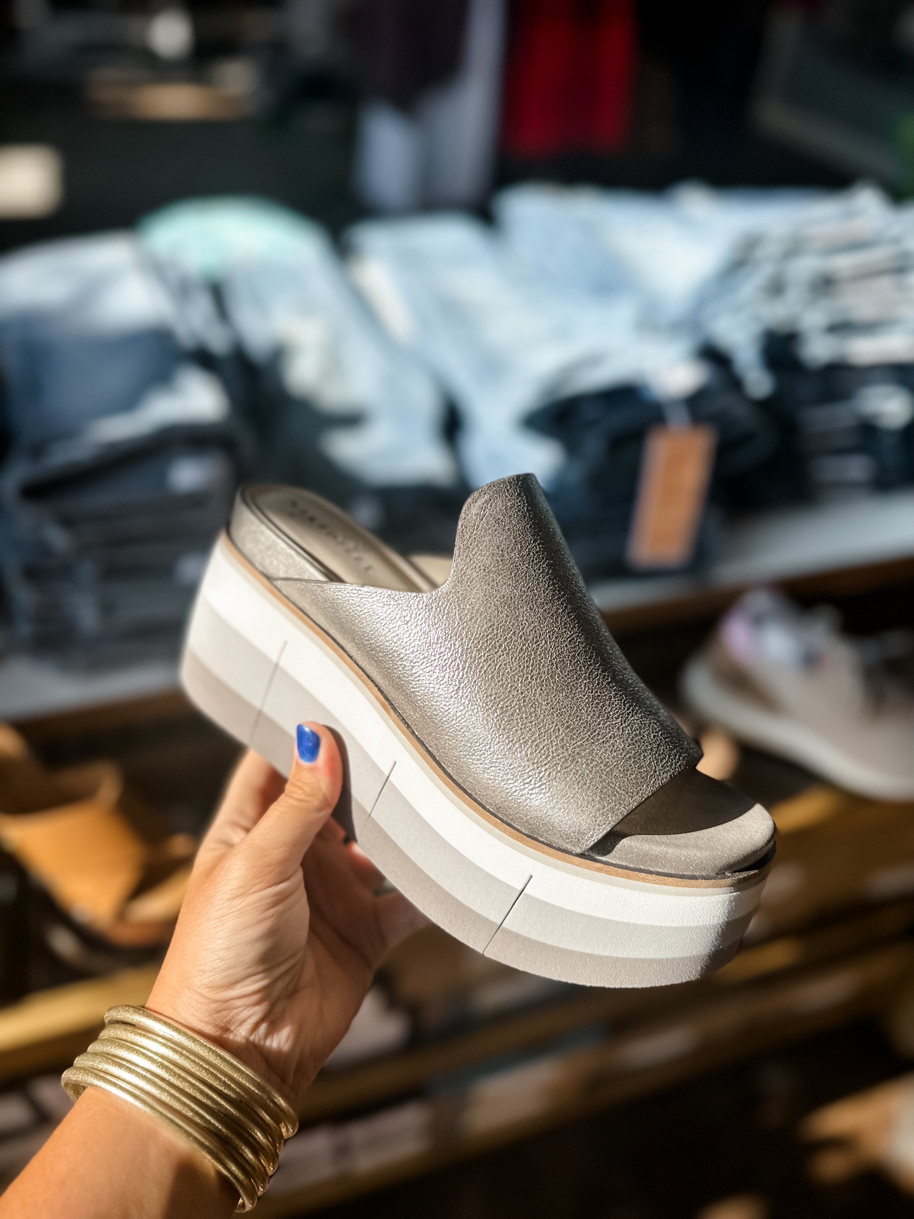 Naked Feet Flow (Silver)